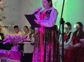 „Nikt nie porzuca ziemi, z której wyrasta”