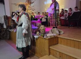 „Nikt nie porzuca ziemi, z której wyrasta”