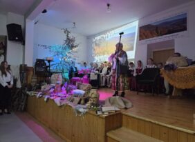 „Nikt nie porzuca ziemi, z której wyrasta”